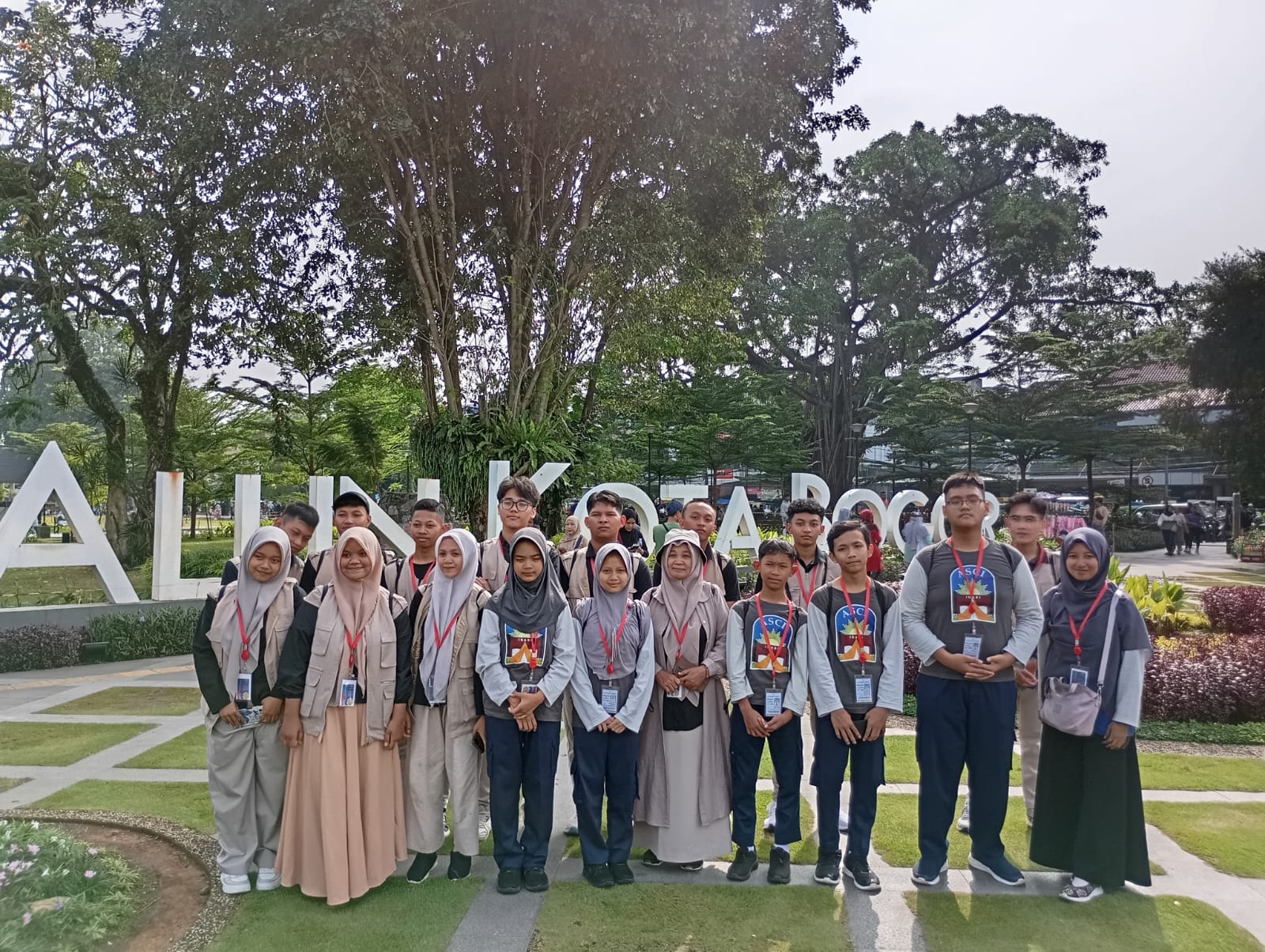 Read more about the article Bogor Menyapa: Cerita Seru di Balik Perjalanan Edu Trip 2025