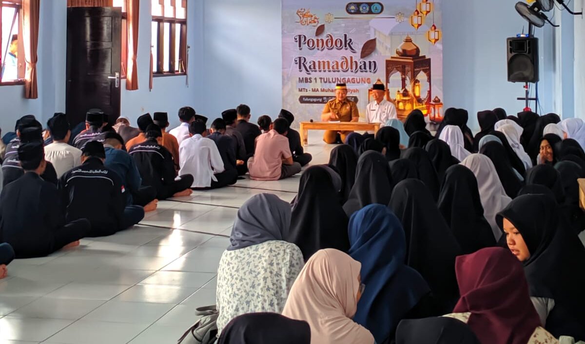 Read more about the article Hira Hari Kedua:Belajar dalam Rintik Hujan, Bertumbuh dalam Kebersamaan